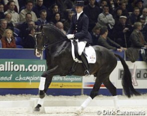 Hans Peter Minderhoud and Rhodium at the 2003 KWPN Stallion Licensing :: Photo © Dirk Caremans