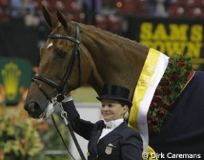 Debbie McDonald with Brentina at the mare's retirement ceremony  at the World Cup Finals in April 2009