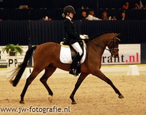 Dana van Lierop and Lord Champion at the 2009 CDI Zwolle :: Photo © JW Fotografie