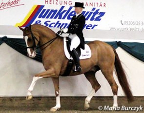 Emma Kanerva and Donnelly at the CDN Bielefeld :: Photo © Maria Burczyk