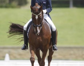 Rachael Sanna and Jaybee Alabaster win the Grand Prix CDI-W at the 2011 Australian Championships :: Photo © Peter Stoop