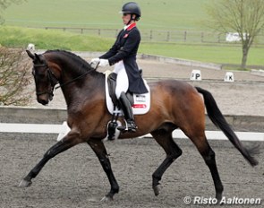 Charlotte Dujardin on her small tour horse Don Archie