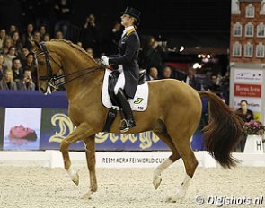 Defending series champions, Adelinde Cornelissen and Parzival (NED), scored a back-to-back double when winning today’s seventh leg of the World Cup Dressage series in Amsterdam :: Photo © Digishots.nl