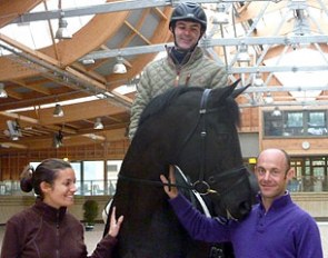 Marc Brulé on Swing de Hus, flanked by his new owners Claudia Chauchard and Olivier Peslier