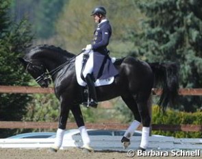 Matthias Rath riding Totilas with the LDR method in the spring of 2012 :: Photo © Barbara Schnell 