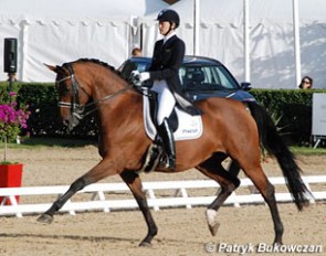 Jessica Michel and Riwera de Hus at the 2012 French Dressage Championships in Saumur :: Photo © Patryk Bukowczan