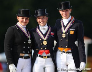 The Young Riders Individual Test podium: Juliette Piotrowski, Cathrine Dufour, Stephanie Kooijman :: Photo © Astrid Appels