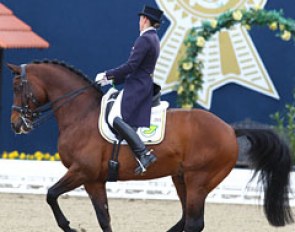 Austrian Renate Voglsang on Fabriano. This photo seems to be a piaffe but it was actually taken in the pirouette
