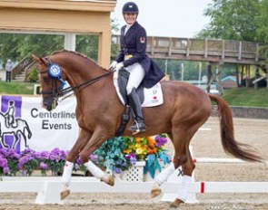 Ashley Holzer and Jewel's Adelante at the 2013 CDI Saugerties :: Photo © Terri Miller