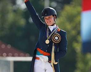 Three years after becoming the 2012 European Junior Riders Champion on DJ Tiesto, Dana van Lierop has returned with Equestricons Walkure to claim individual test as a young rider