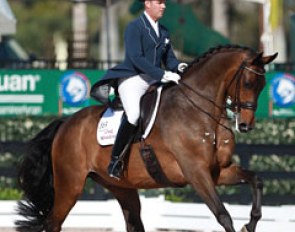 Chris Hickey and Ronaldo at the 2015 CDI Wellington :: Photo © Astrid Appels