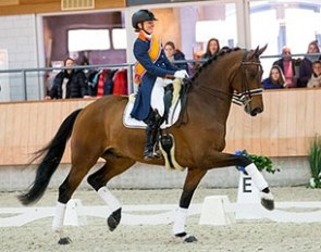 Marlies van Baalen and Dion Johnson win the small tour division at the 2016 Dutch Indoor Championships in Ermelo :: Photo © Digishots