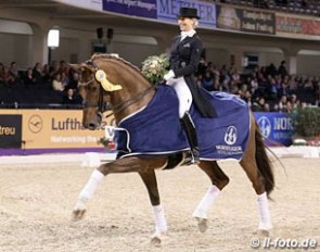 Isabel Bache and Vitalis win the warm up round for the 2016 Nurnberger Burgpokal Finals in Frankfurt :: Photo © Astrid Appels