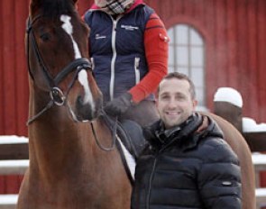 Lina Dolk on Biggles with the horse's former rider Kristian von Krusenstierna
