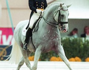 Margit Otto-Crepin and Lucky Lord at the 1998 World Equestrian Games :: Photo © Dirk Caremans