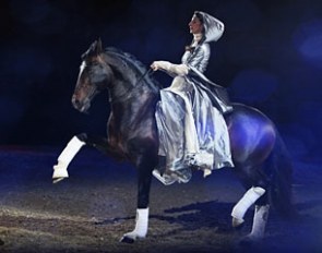 Renowned international equestrian artist and Grand Prix rider Alizee Froment