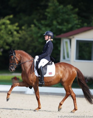 Annabella Pidgley on Ine. This up and coming British pony rider is trained by Danish Cathrine Dufour