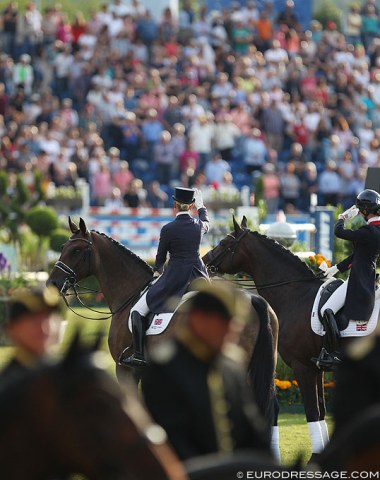 Louise Bell and Into the Blue in the Aachen closing ceremony