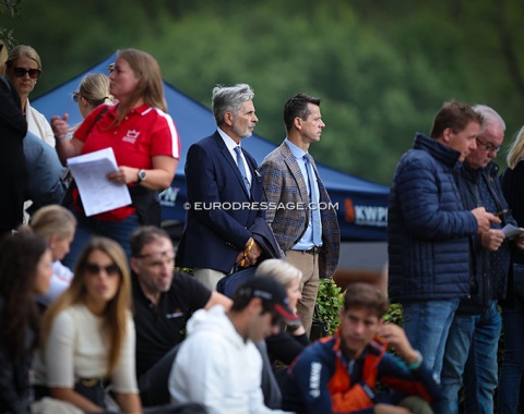 Judges Jean Michel Roudier and Hans Voser watching the warm up