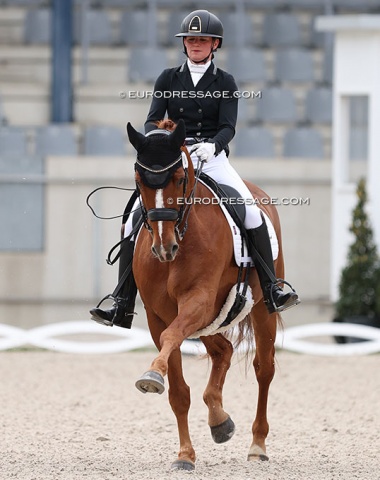 Alizee Roussel on Bel Amour (by Bretton Woods x Donnerhall)
