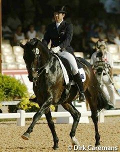 Ricky MacMillan and Crisp at the 2002 World Equestrian Games :: Photo © Dirk Caremans