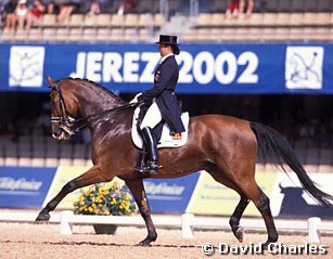 Nina Stadlinger and Egalité at the 2002 World Equestrian Games :: Photo © David Charles