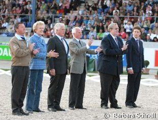 Schmezer, Winter-Schulze and representatives of the German Equestrian Federation