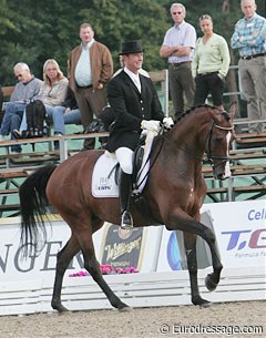 Patrick van der Meer on the 2006 World Champion Uzzo