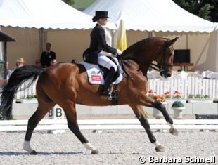 Kristina Sprehe and Royal Flash in the Piaff Forderpreis class