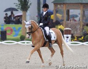 The bronze pony medal went to Lena Charlotte Walterscheidt on Deinhard B