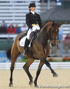Swedish Minna Telde was the first rider to go on Monday. She rode the Danish mare Larina Hom to 68.000%