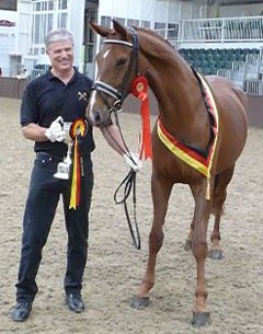 Tim Harris of Woodcroft Stud with supreme champion Dancing Queen