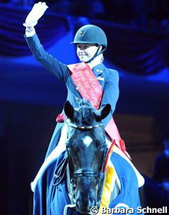 Sanneke Rothenberger and Deveraux win the 2011 Young Riders World Cup Final in Frankfurt :: Photo © Barbara Schnell