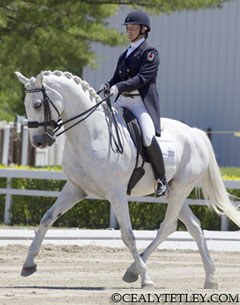 Jacqueline Brooks and D Niro at the 2012 CDI Blainville :: Photo © Cealy Tetley