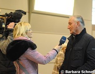 WDR tv-reporter Andrea Schültke interviews Klaus Balkenhol
