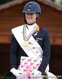 Dana van Lierop wins the 2012 European Junior Riders Championships :: Photo © Astrid Appels