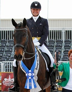 Adrienne Lyle and Wizard win the Grand Prix at the CDI 5* at the 2012 Global Dressage Festival :: Photo © Sue Stickle