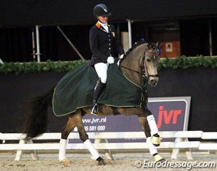 Zoutendijk and Champ of Class win big at the 2013 CDI Roosendaal Indoor