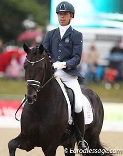 Hans Peter Minderhoud riding for Denmark this time on Zonik (by Zack)