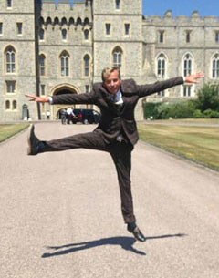Interesting pose for a photo. "High Jinks at the Castle! Where's my invite to "Strictly Come Dancing"??," Carl wrote.