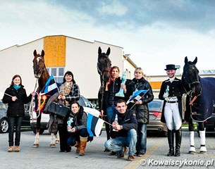 The Estonian gang at the 2013 CDI Zakrow: Dina Ellermann, Tiina Kuusmann, judge Eva-Maria Vint-Warmington and crew