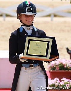 Junior Alice Campanella was named the best scoring Italian rider at the 2014 European Junior/Young Riders Championships and received a special trophy for her achievement