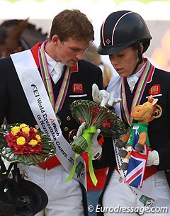 Michael Eilberg and Charlotte Dujarin inspecting the bouquet