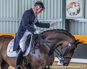 Roger Fitzhardinge and Weltsohn win the national Grand Prix with 64.10%