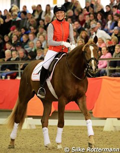 The barely 4-year-old Westfalian stallion Firlefranz left the arena calmer than he entered it