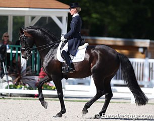 German Helen Langehanenberg competed in the 5* as an individual aboard the American owned Hanoverian stallion Damsey