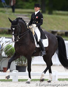 Swiss duo Charlotte Lenherr and Darko of De Niro showed very strong work. The black is not the flashiest mover but they were solid in the execution of the exercises and the contact with the bridle was steady
