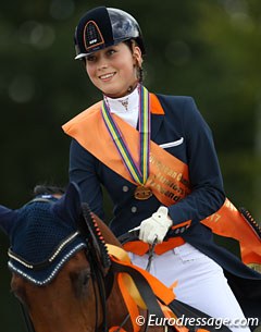 Team and individual test silver and kur gold for Daphne van Peperstraten at the 2017 European Junior Riders Championships