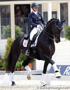 Kasey Perry-Glass and Gorklintgaards Dublet were back in Rotterdam with an improved bridle contact. The pair rode a very low risk/low expression and safe test with resulted in an expected lower score