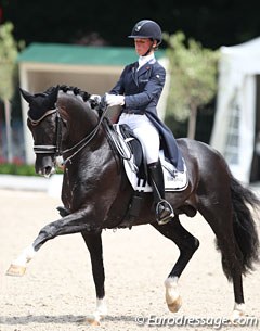 Fanny Verliefden rode her third CDI on the 10-year old Indoctro van de Steenblok. The black stallion is super talented and a fancy mover, but still green and short of power. He regularly dropped behind the vertical in piaffe and passage